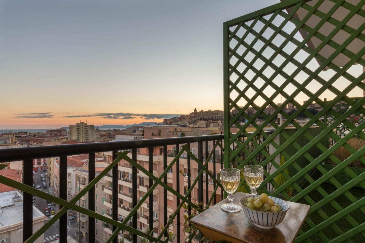 Eleventh Floor Suites Κάλιαρι Εξωτερικό φωτογραφία